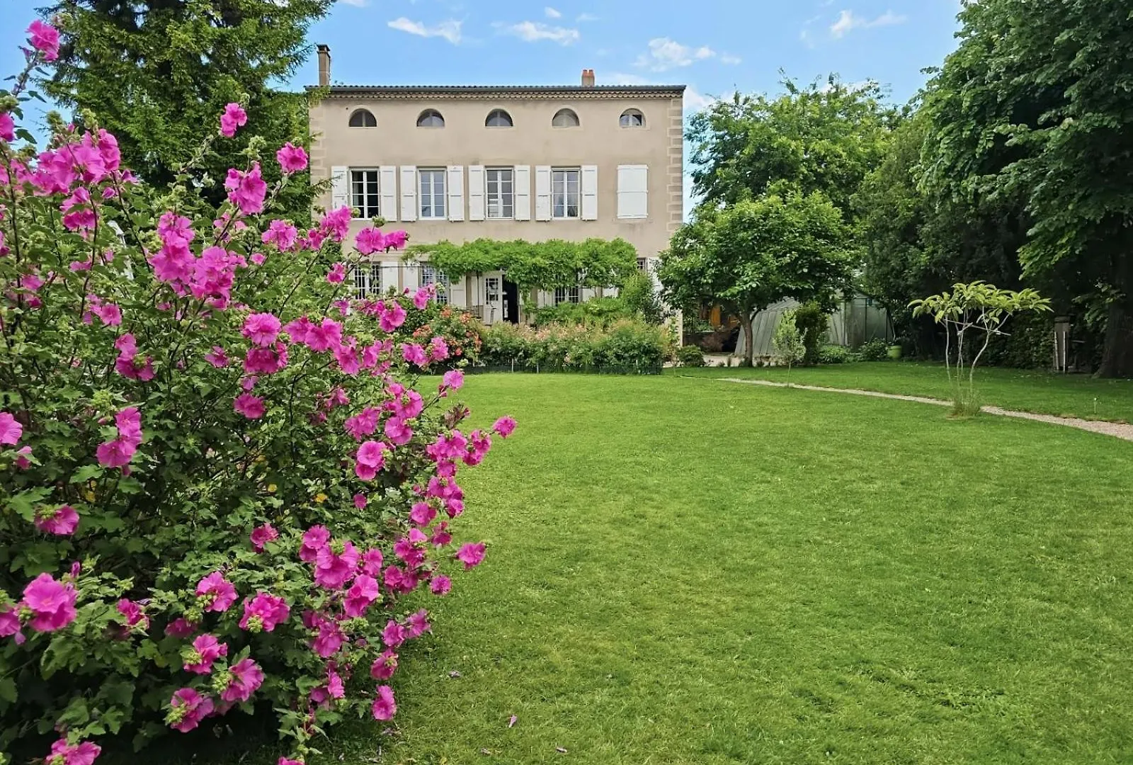 לינה וארוחת בוקר Andancette Villa Rhona צרפת